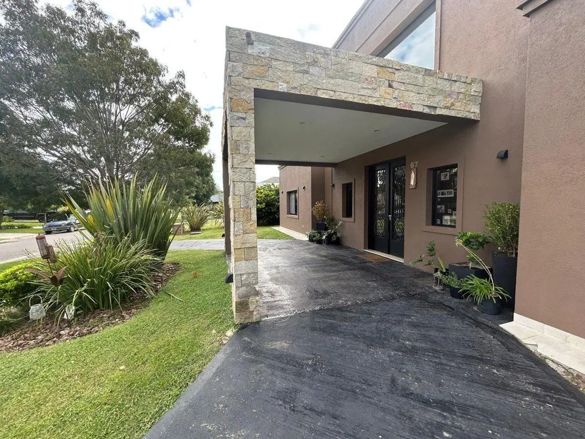 Venta casa 5 ambientes Barrio Santa Juana. Canning 8