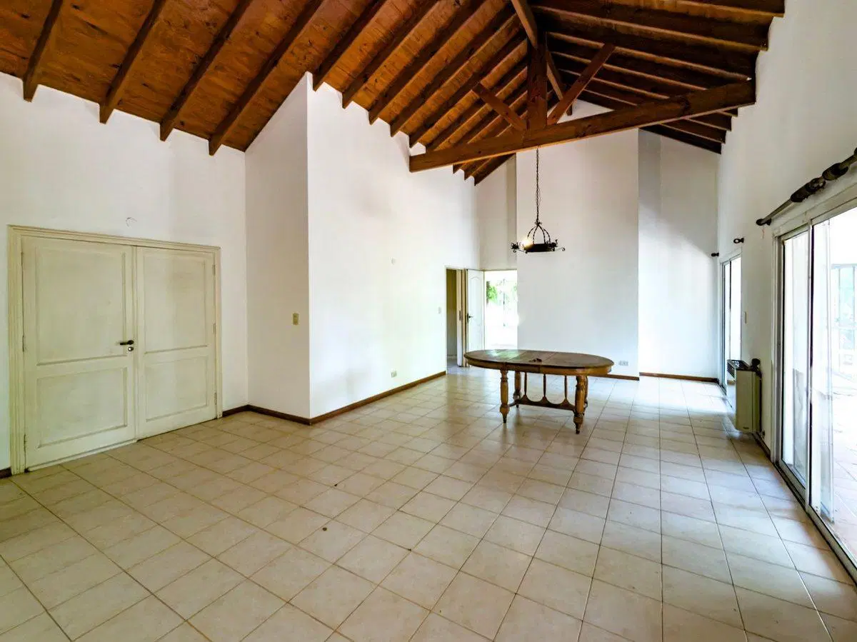 CASA EN UNA PLANTA EN VENTA EN LA MARTINICA PILAR 3