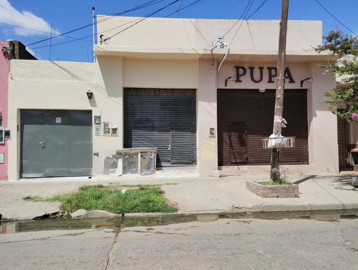 VENTA DE CASA MULTIFAMILIAR C/ LOCALES AL FRENTE 4