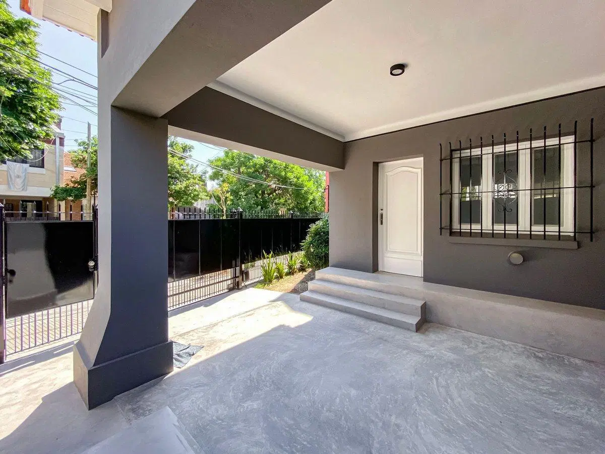CASA DE 4 DORMITORIOS EN VENTA CENTRO SAN ISIDRO 4