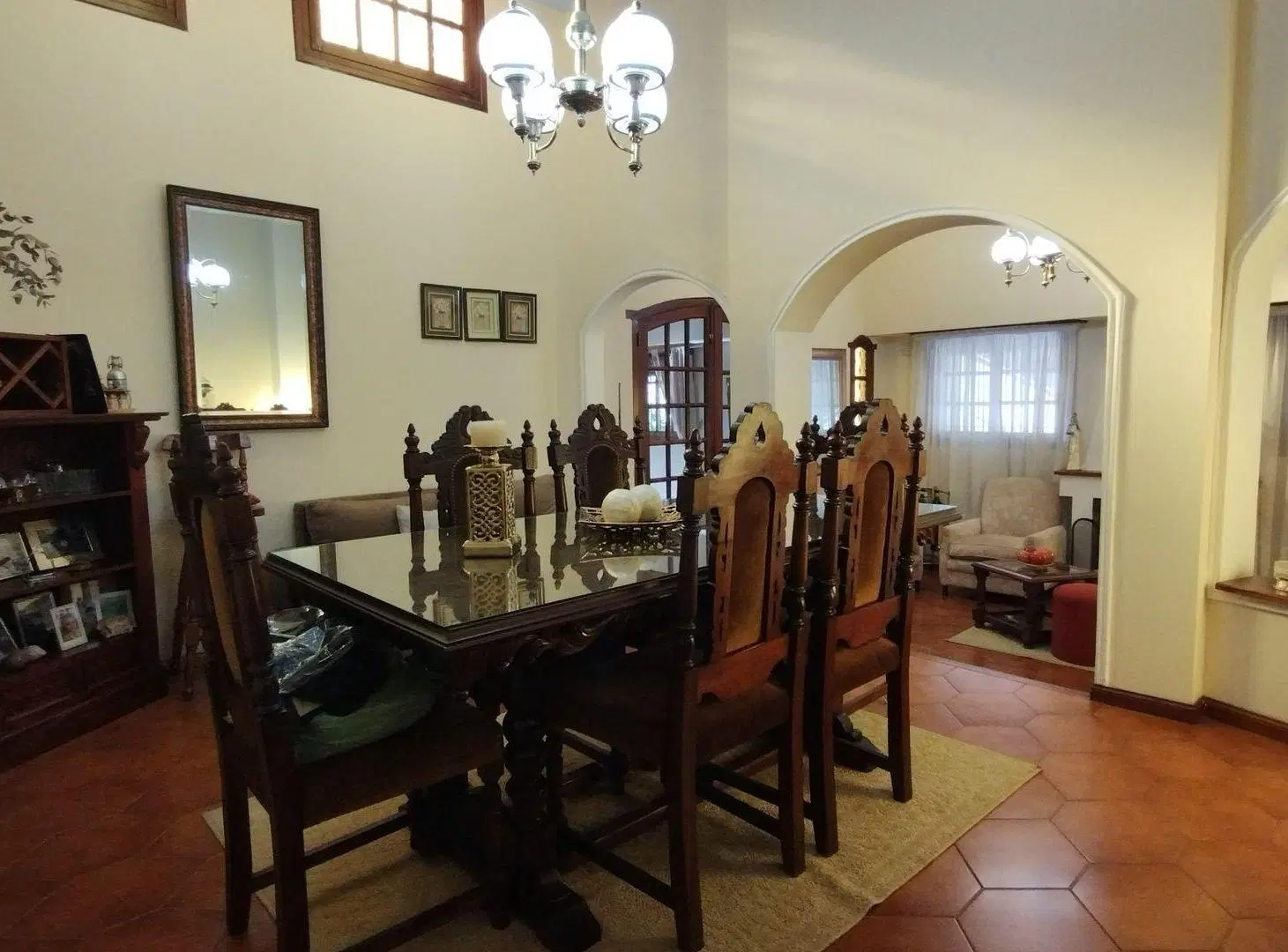 Venta casa de 6 ambientes en Beccar con playroom 2