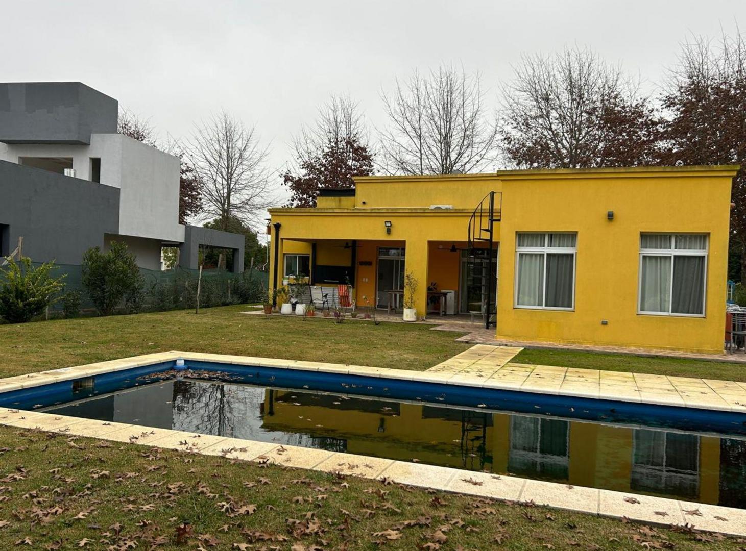 CASA EN VENTA 3 AMB CLUB DE CAMPO LAS CAÑUELAS