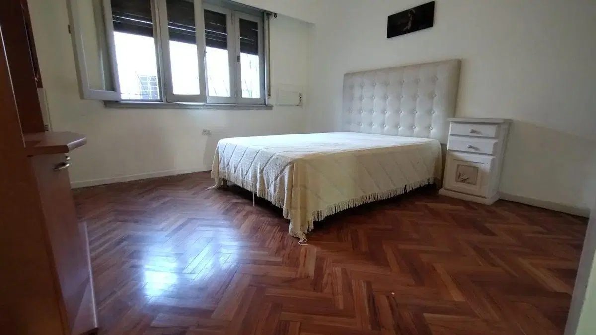 VENTA 2 CASAS 3AMB C/U MISMO LOTE VILLA BALLESTER 5