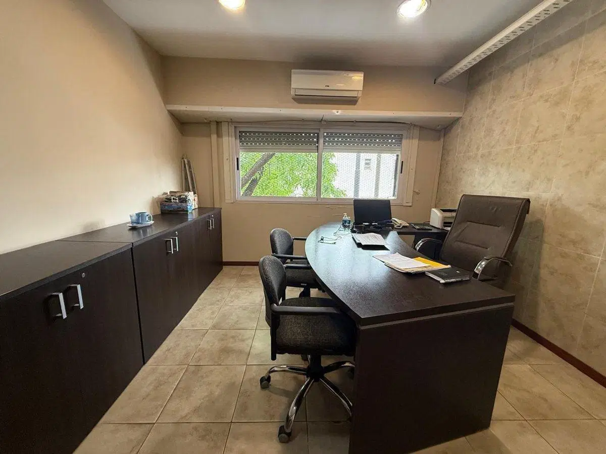 VENTA DE DEPOSITO CON OFICINAS BARRACAS MIXTURA 2 4