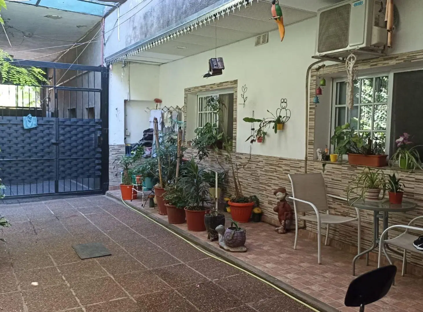 CASA AL FONDO  PH EN VENTA VILLA LYNCH MÁS GALPON 2