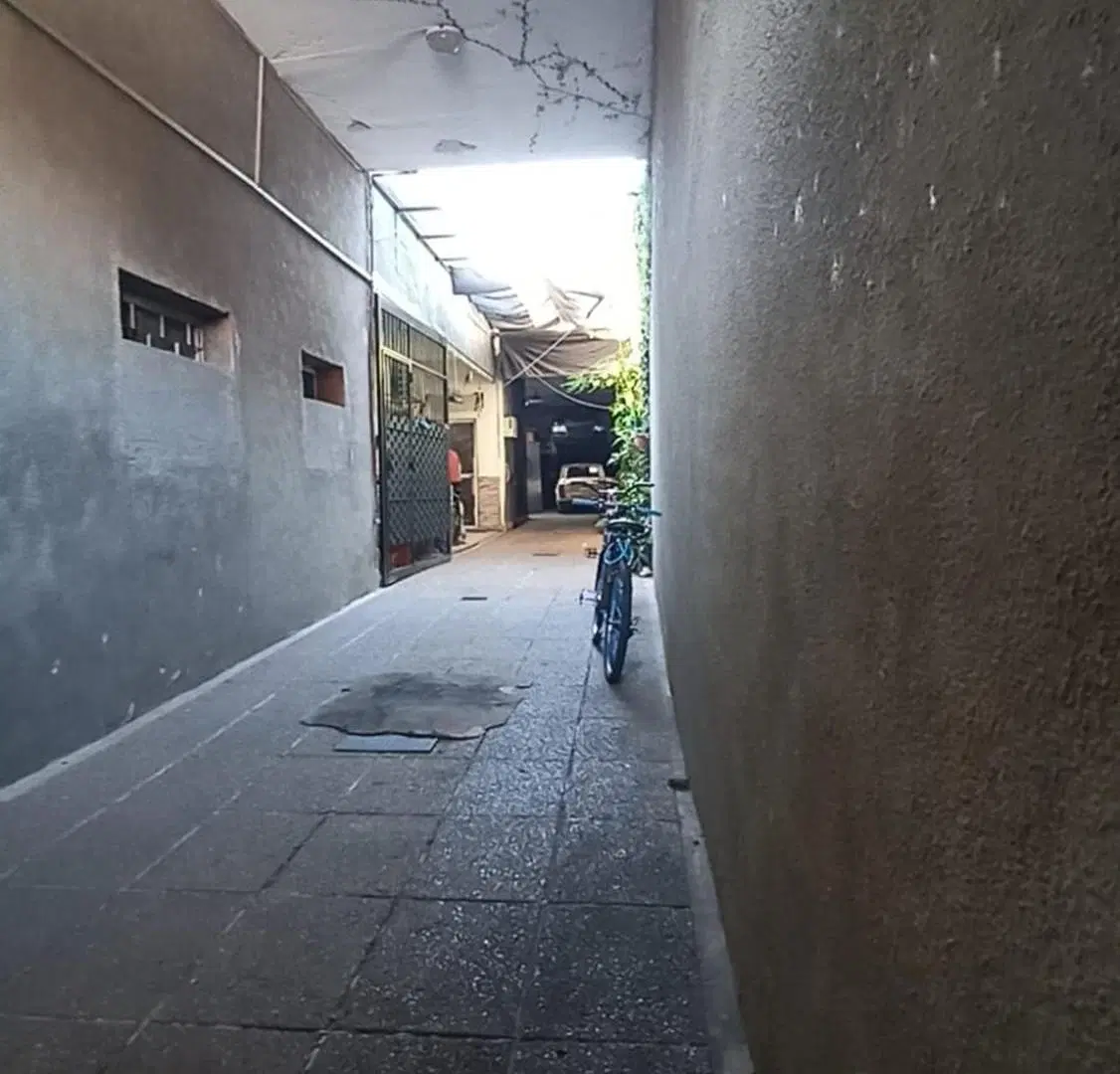 CASA AL FONDO  PH EN VENTA VILLA LYNCH MÁS GALPON 4