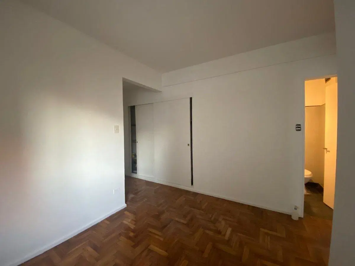 Venta departamento 2 amb. Recoleta. Apto prof. 3