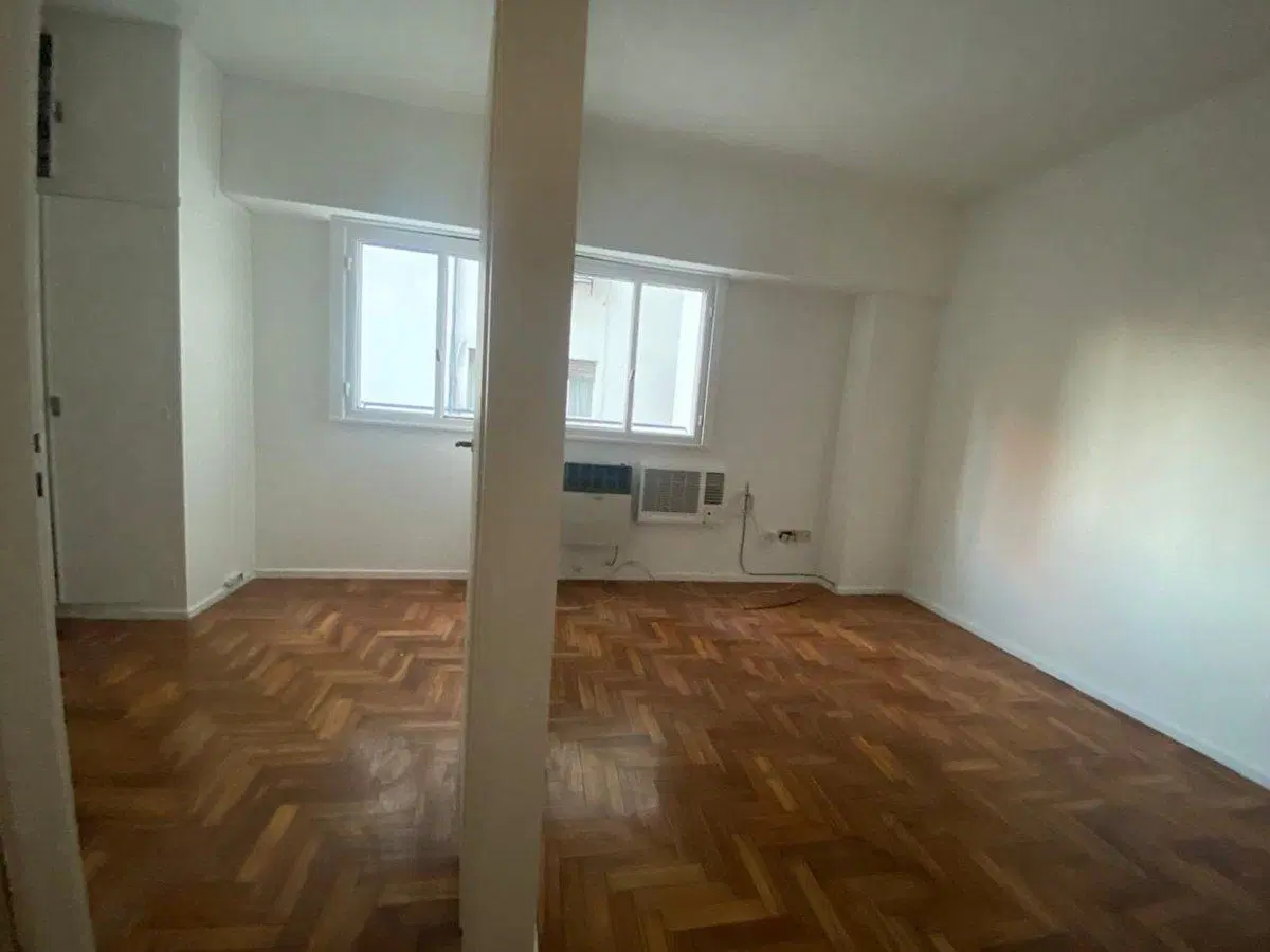 Venta departamento 2 amb. Recoleta. Apto prof. 5