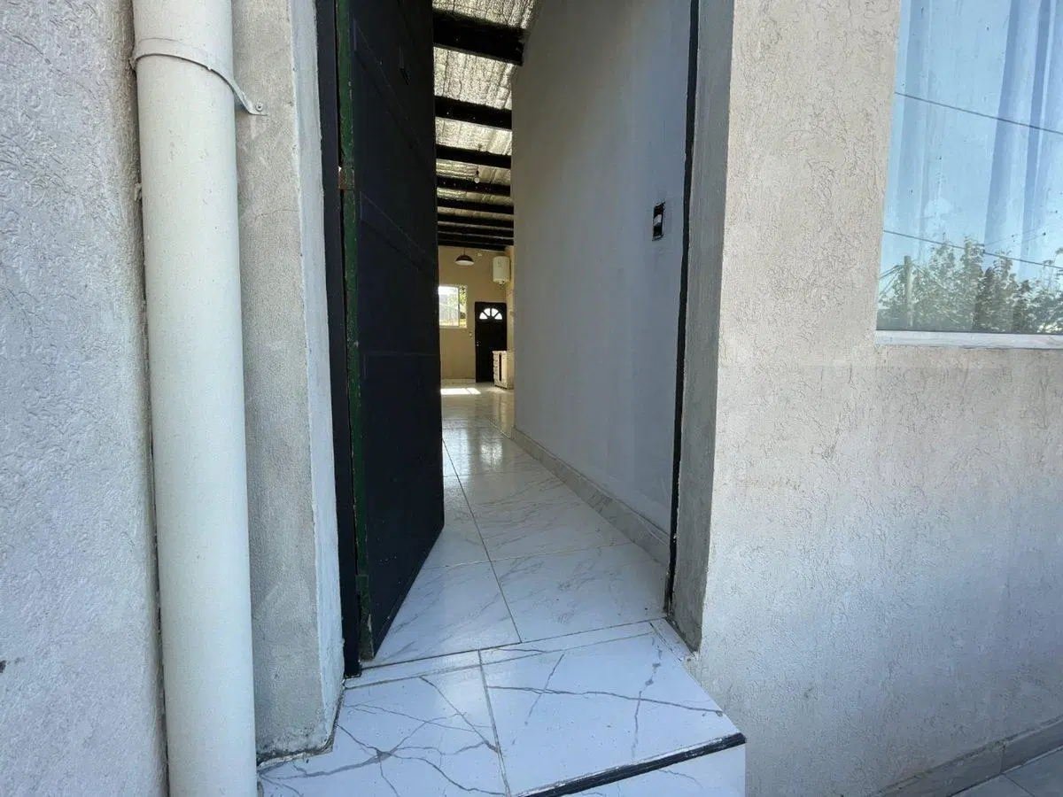 Oficina tipo PH - PA 50m2 c/patio - Boulogne 4
