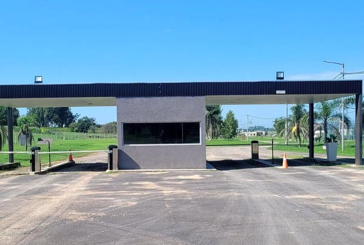 VENTA DE LOTE EN ZARATE GOLF PARK 620 M2 3