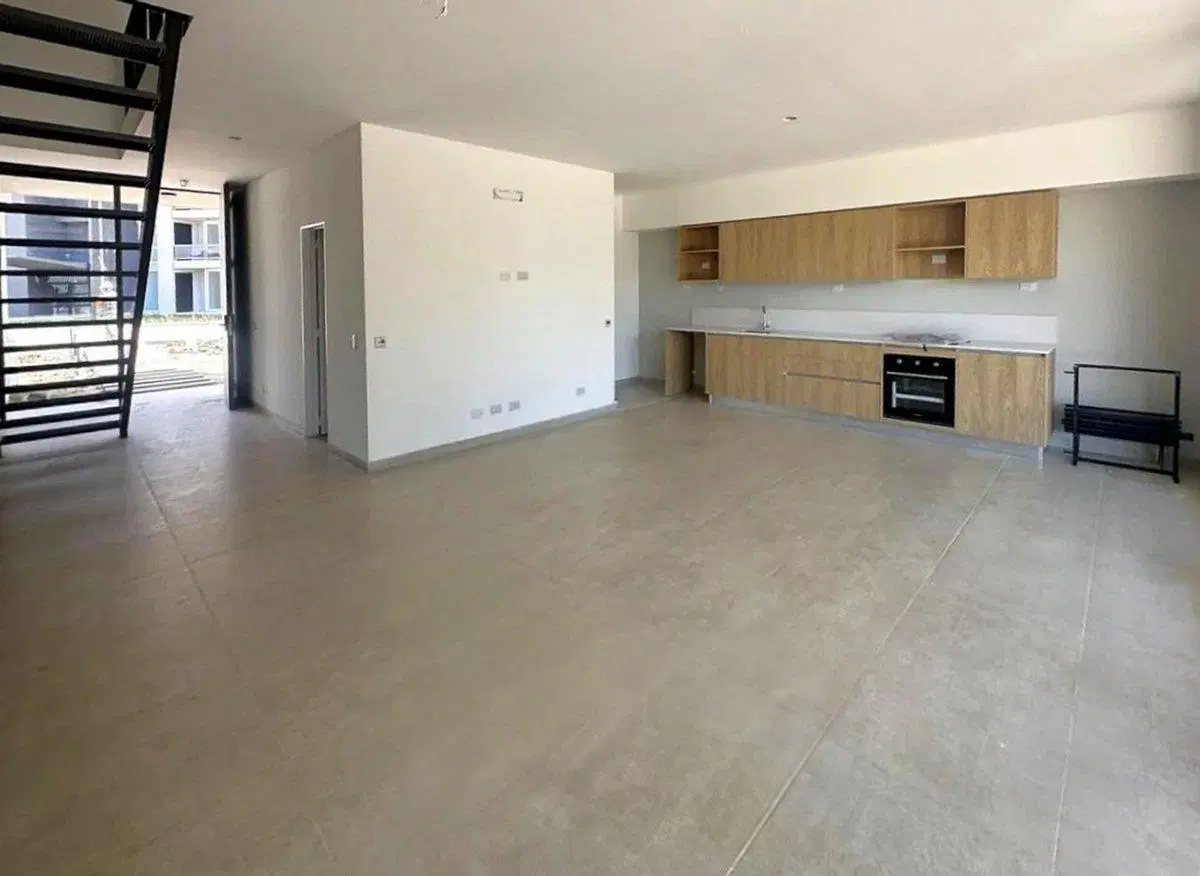 VENTA TOWNHOUSE 5 AMBIENTES EN LUCIERNAGA PILAR 5
