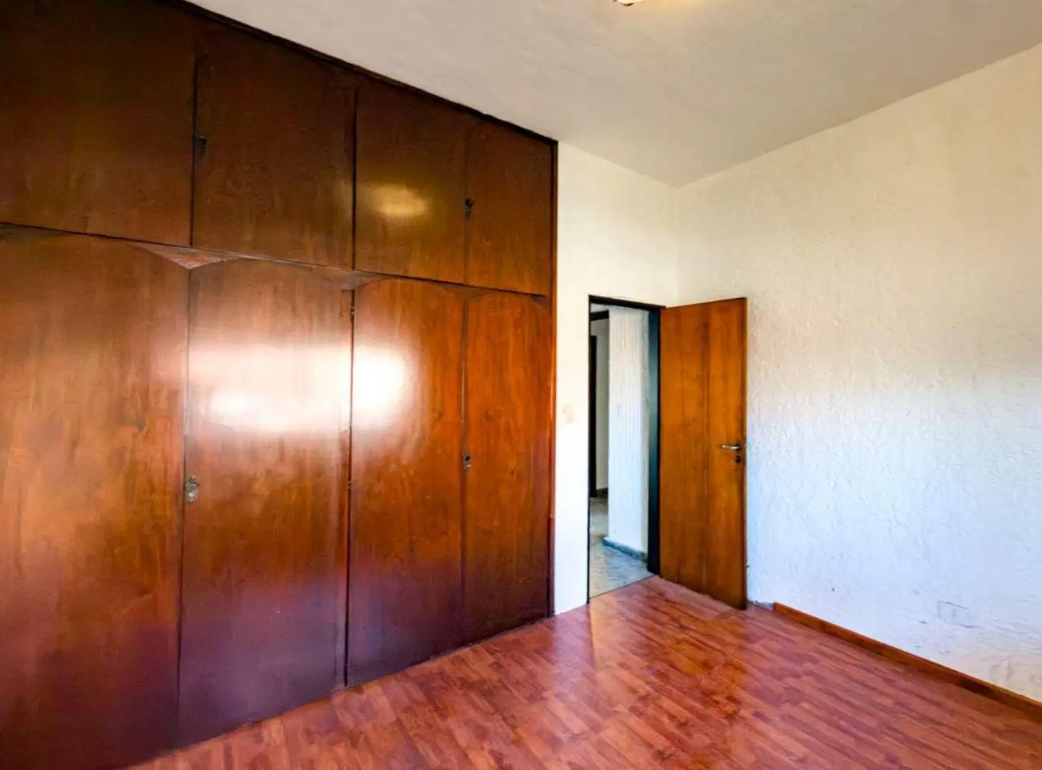CASA EN VENTA EN BOULOGNE - MUY BUENA UBICACION! 5