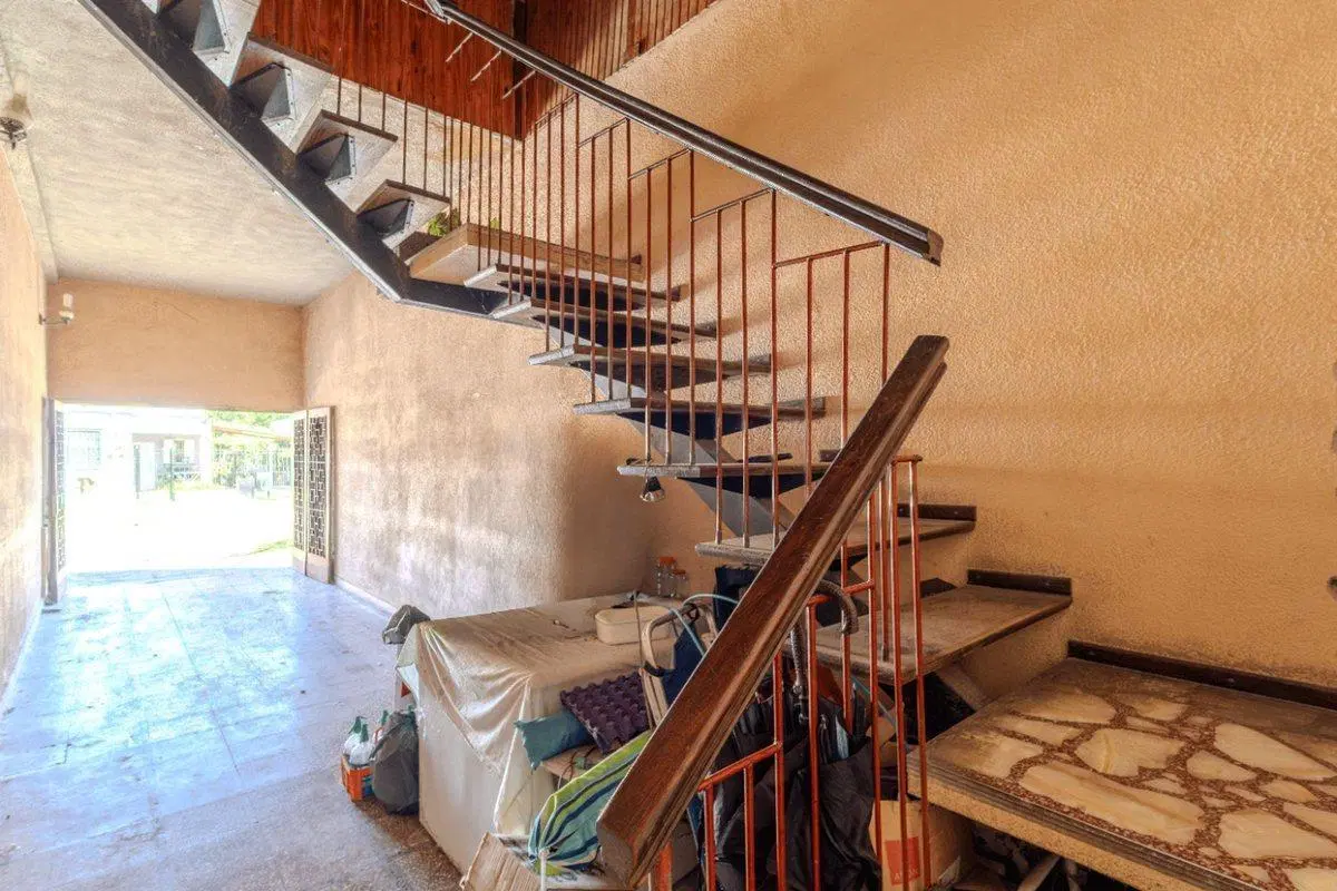 VENTA DE CASA MORENO MULTIFAMILIAR-Excelente ubi 5