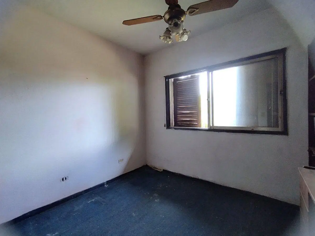CASA 4 AMB  EN VENTA VILLA ADELINA JARDIN PILETA 5