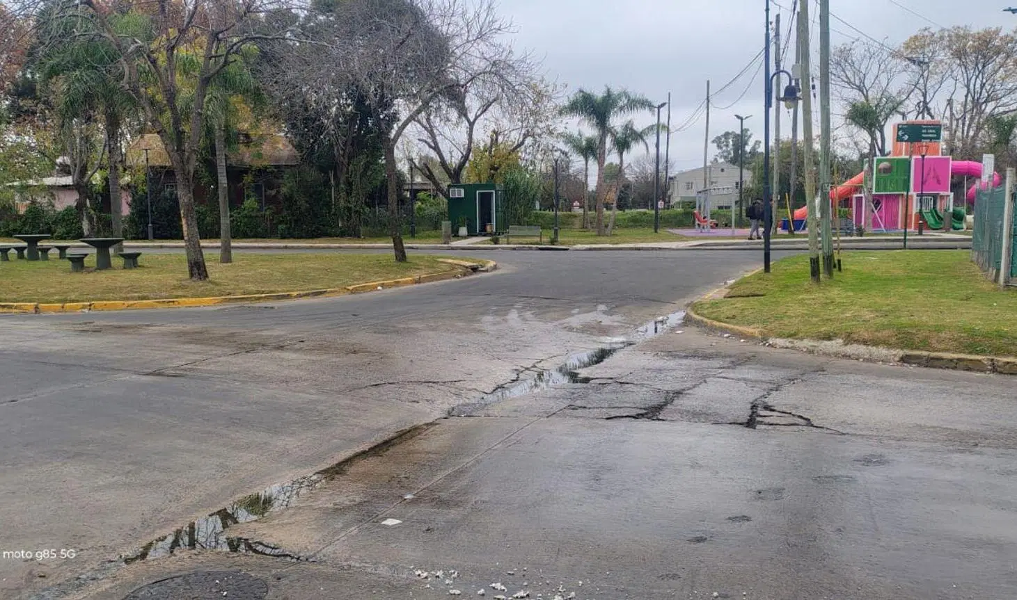 Lote con casa a refaccionar o demoler en Benavidez 8