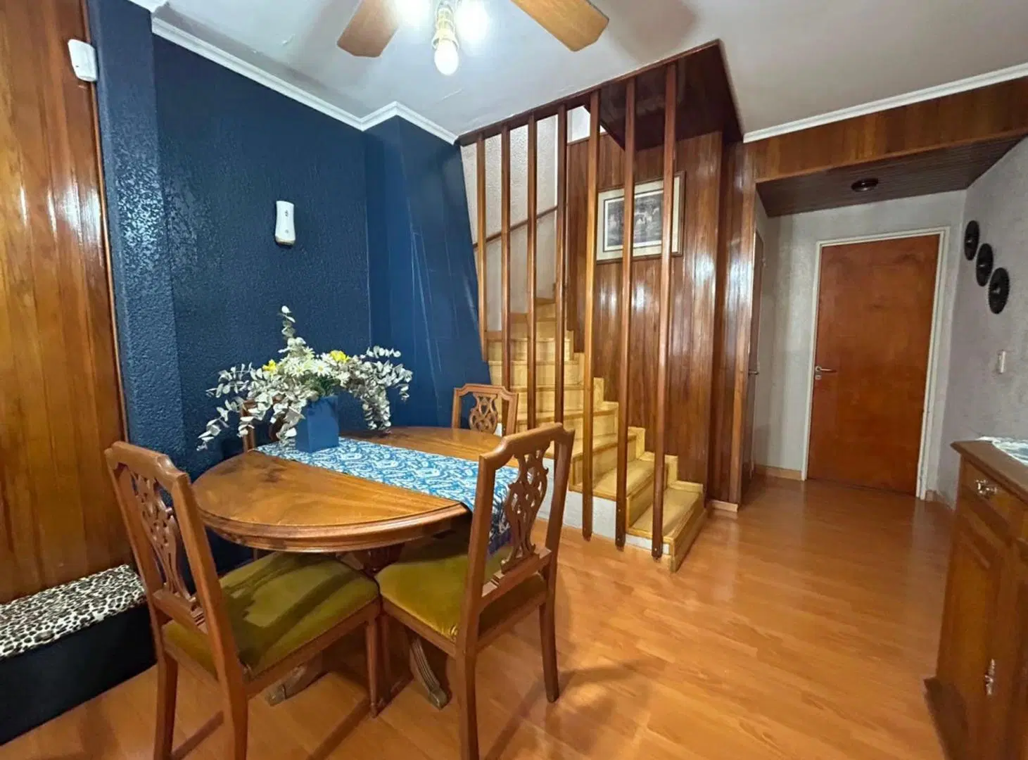 Triplex con patio en alquiler 4