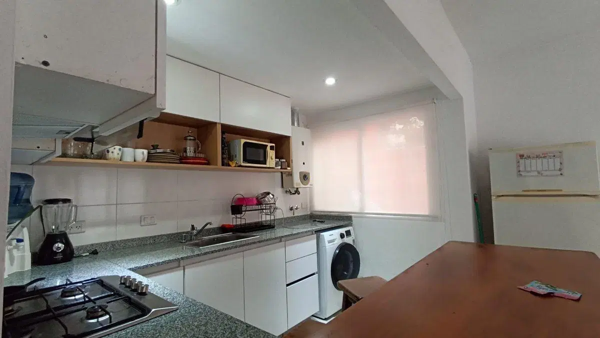 CASA 2 AMB VENTA MUNRO CON JARDIN PILETA COCHERA 5