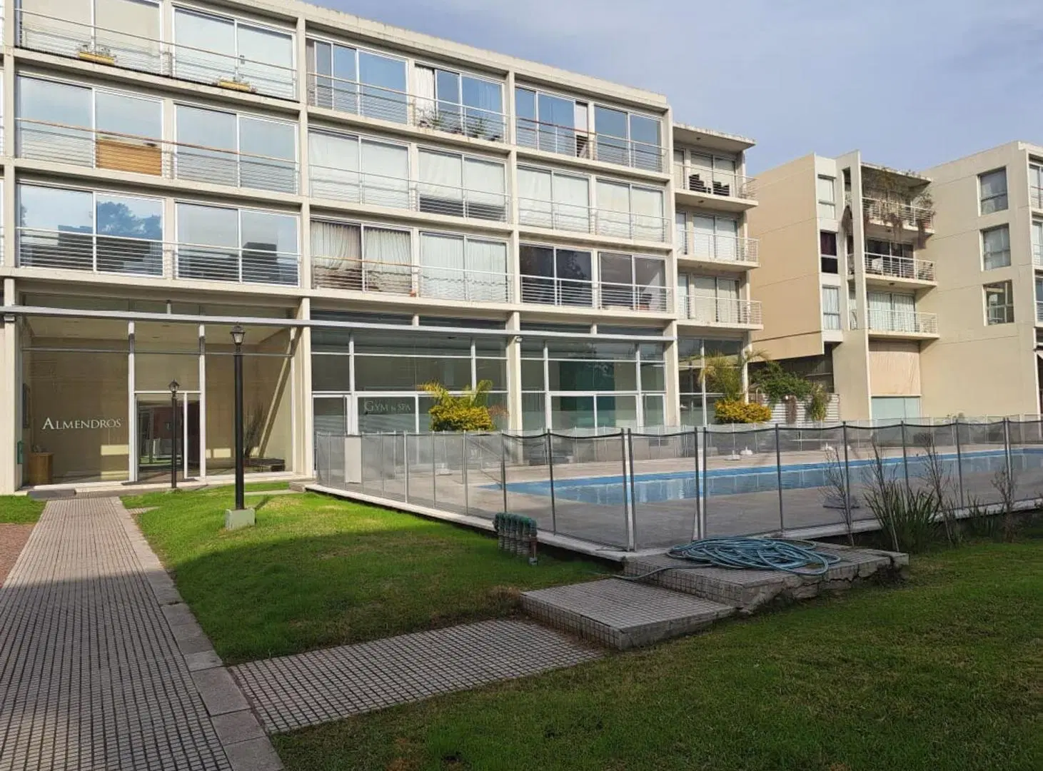 Alquiler anual departamento Concord Pilar 2
