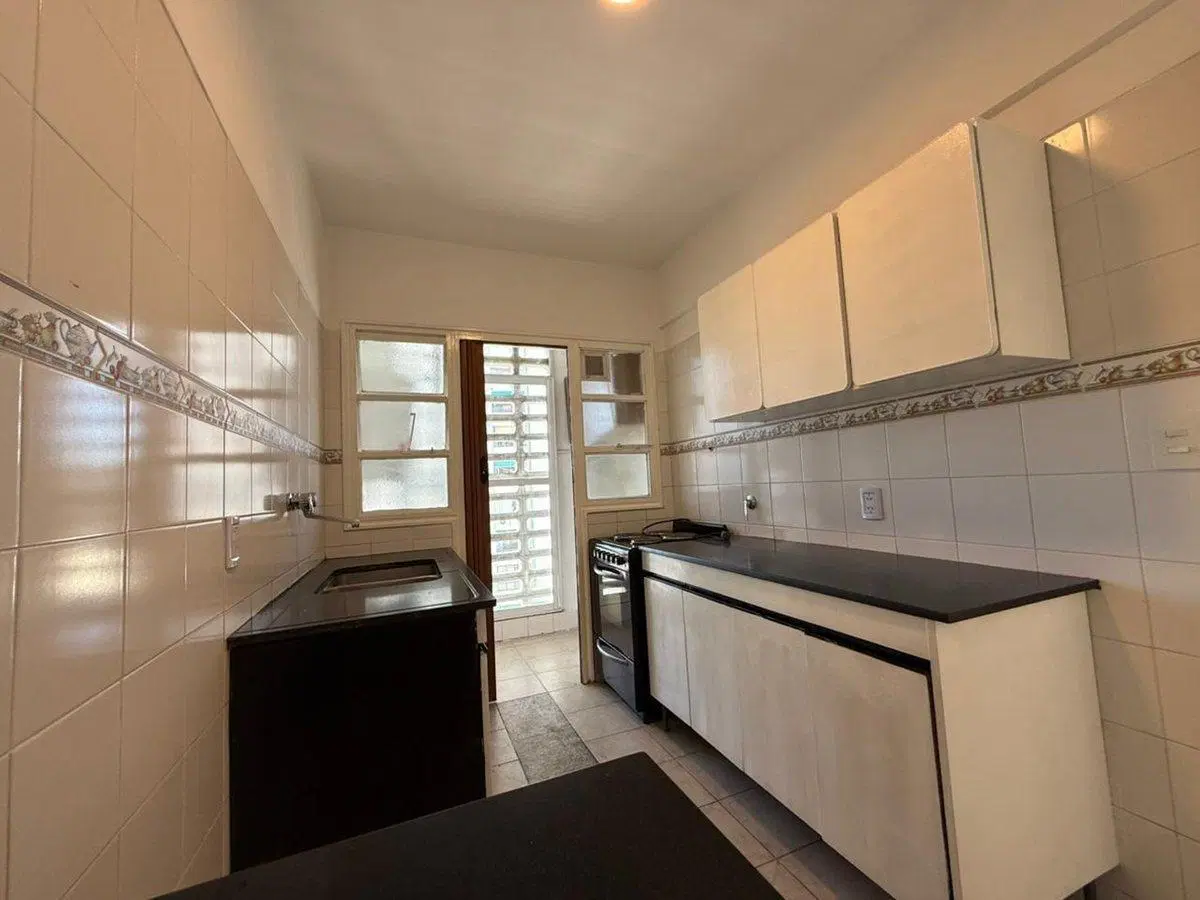 Venta Departamento 4 ambientes Olivos 3