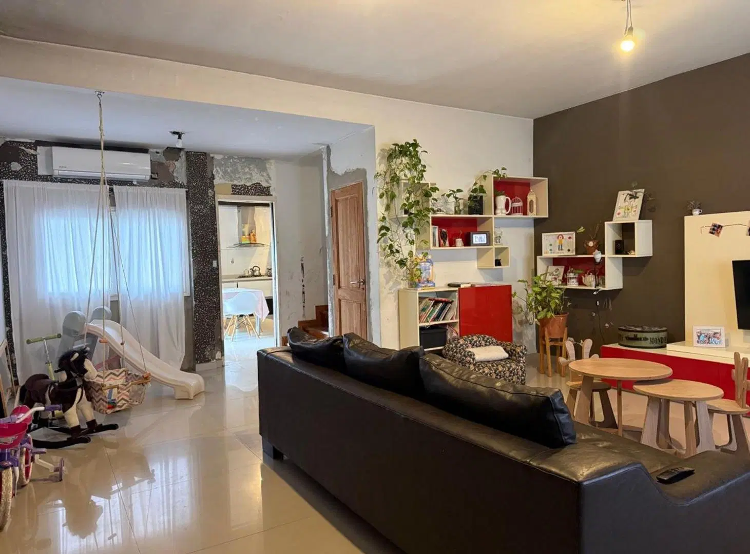 MODERNA CASA 5 AMBIENTES EN MARTÍNEZ + DPTO 3