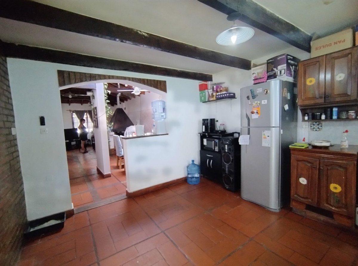 Foto de Venta Casa 4 amb Boulogne con Parrilla y Parque, imagen 2