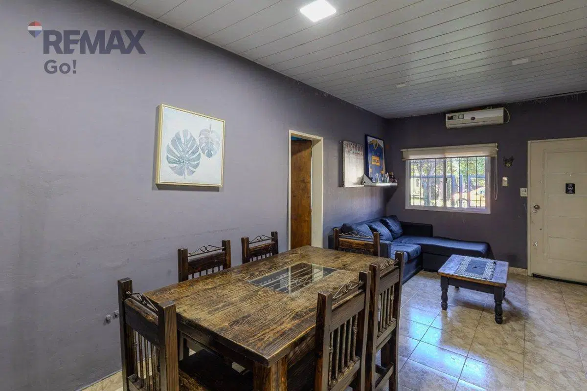 Venta casa 3 Amb Jardin Quincho Lote Propio 3