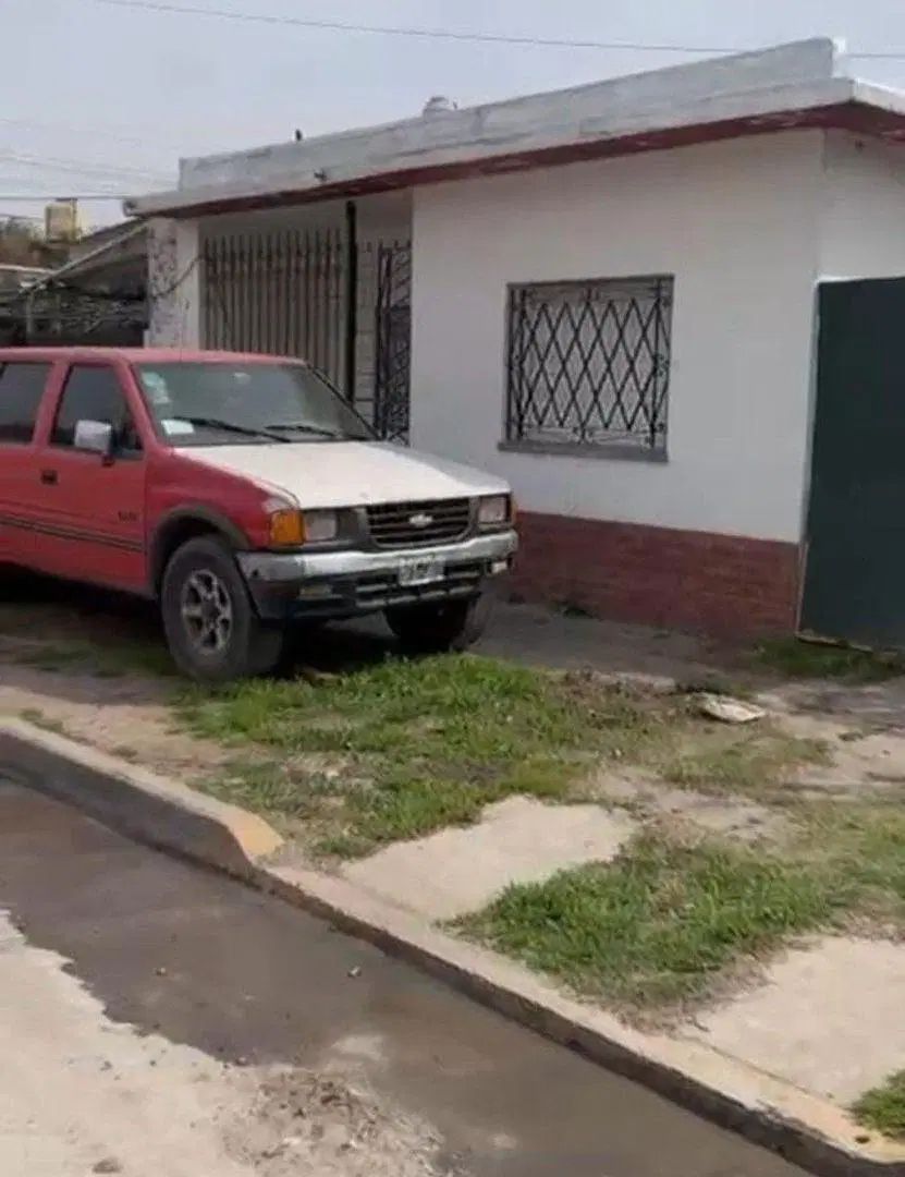 CASA 3 AMBIENTES VENTA GRAND BOURG  GALERIA JARDIN 3