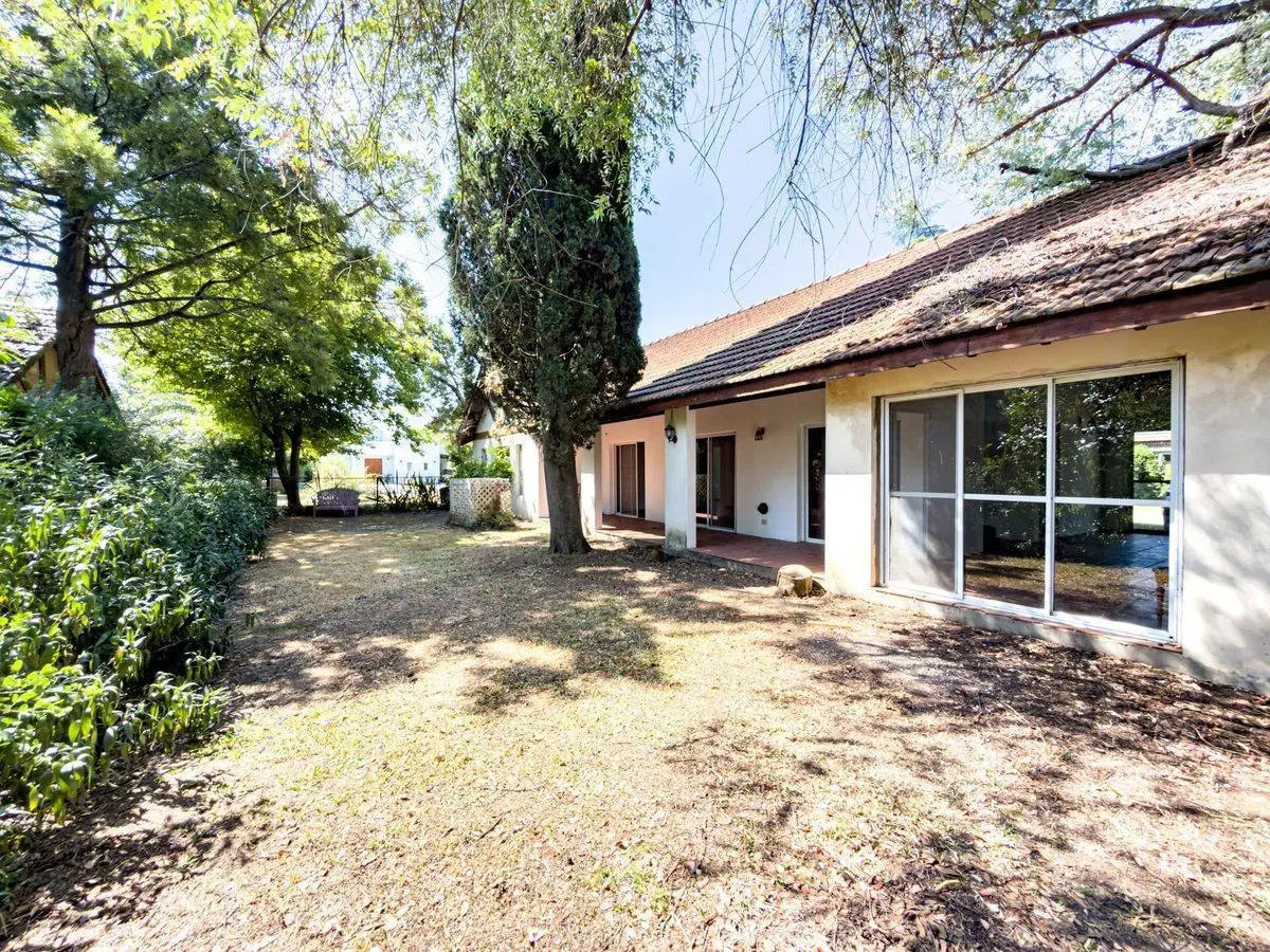 CASA EN UNA PLANTA EN VENTA EN LA MARTINICA PILAR 8