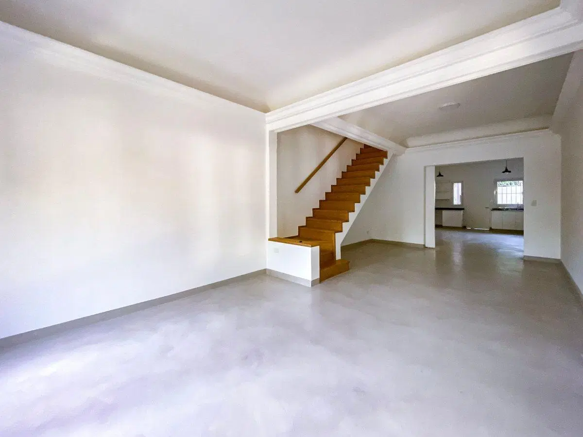 CASA DE 4 DORMITORIOS EN VENTA CENTRO SAN ISIDRO 8