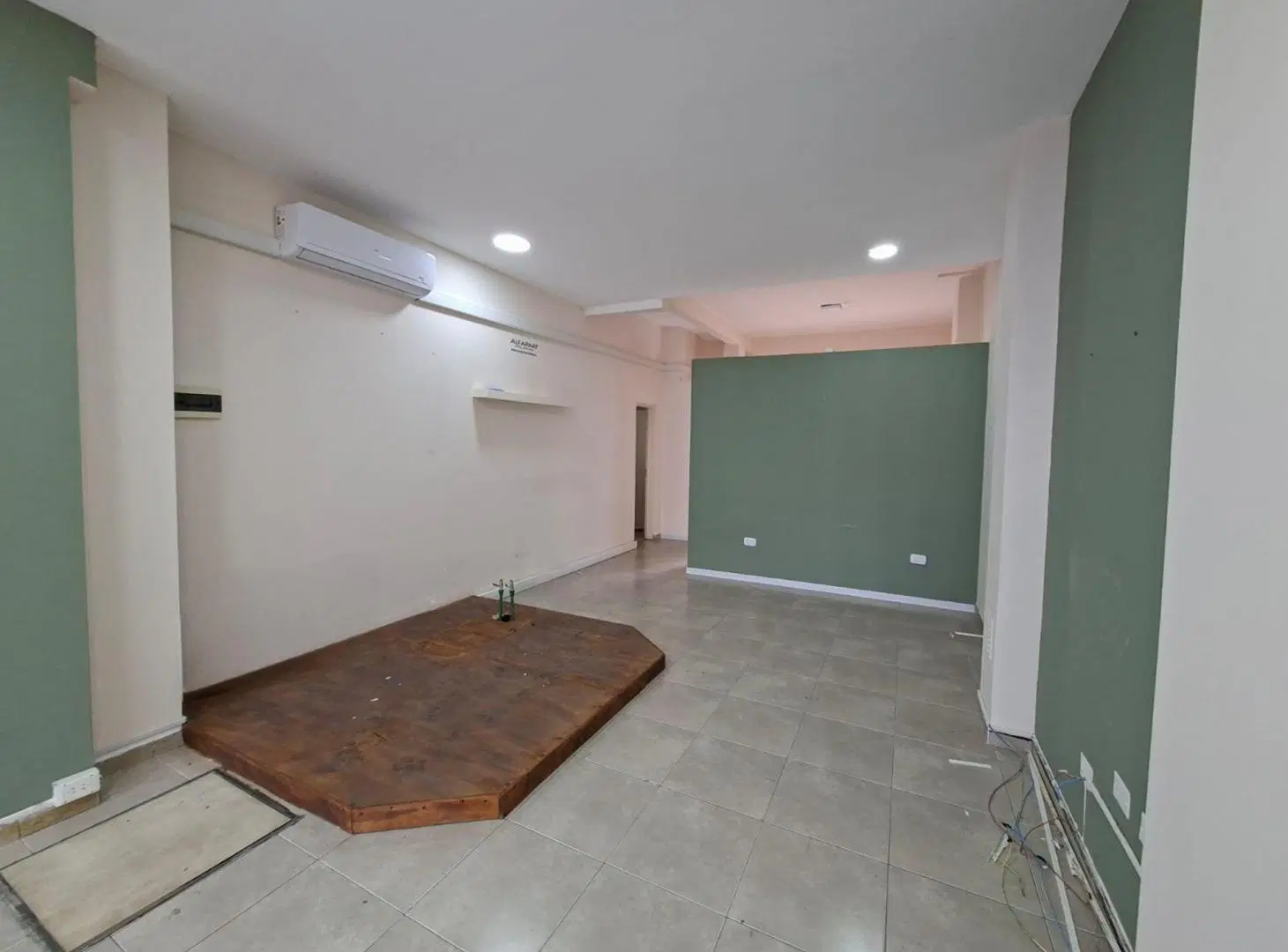 LOCAL EN VENTA EN AV. DE MAYO 1700 RAMOS MEJIA 5