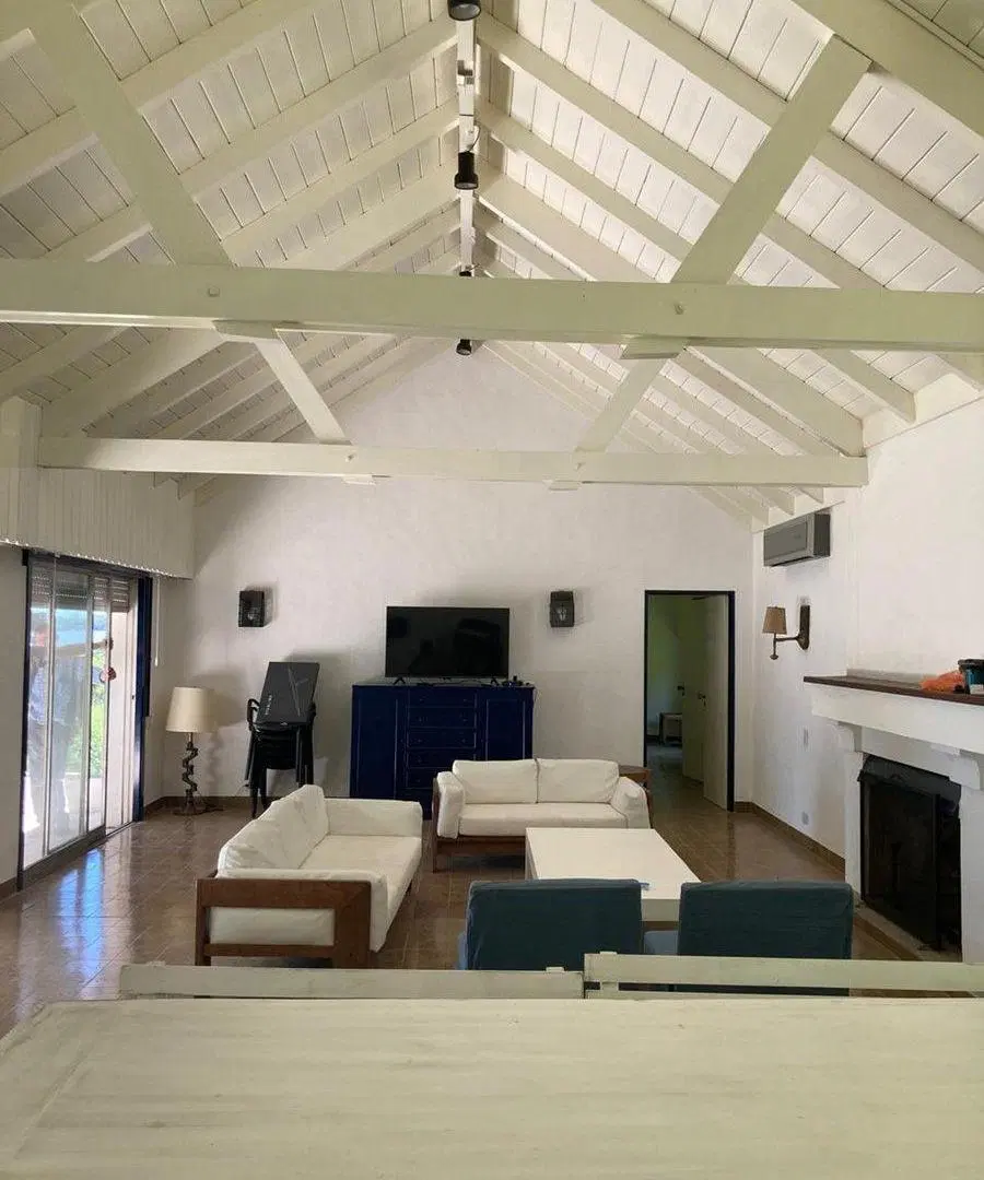 Importante casa en 11 has sobre Rio Paraná Escobar 8