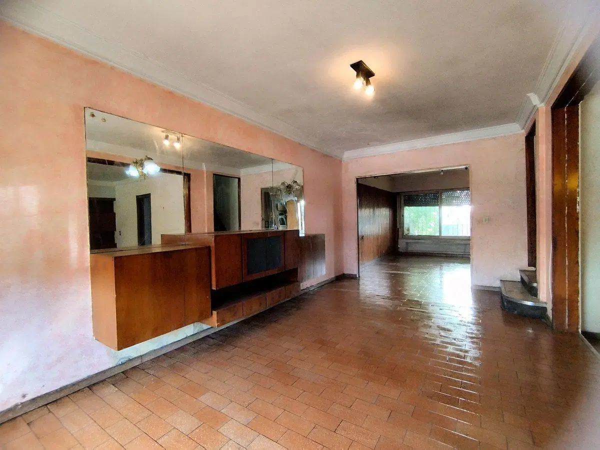CASA 5 AMB VENTA MARTINEZ CON JARDIN COCHERA DOBLE 8