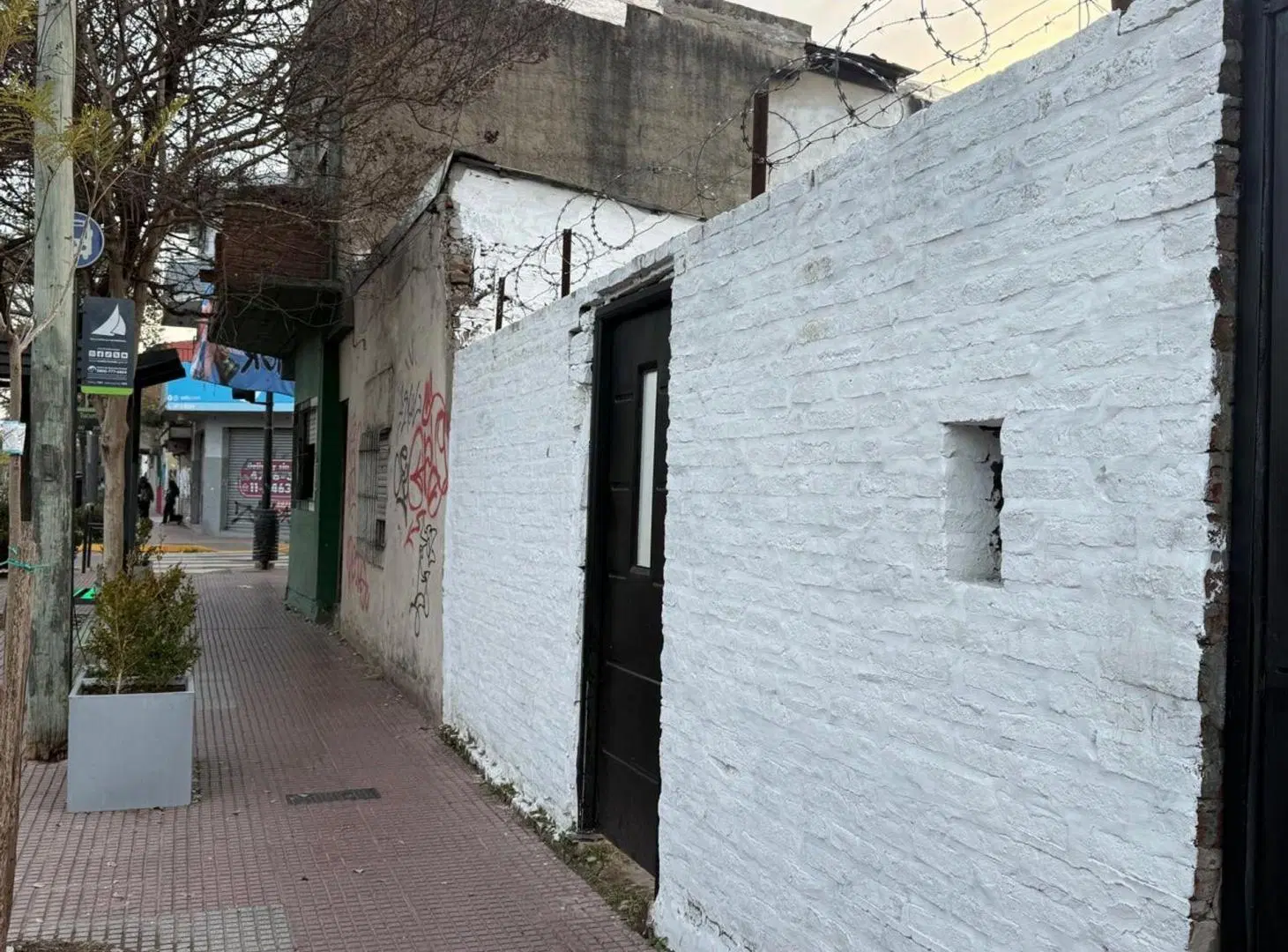 VENTA TERRENO SOBRE AV. AVELLANEDA– VIRREYES 4