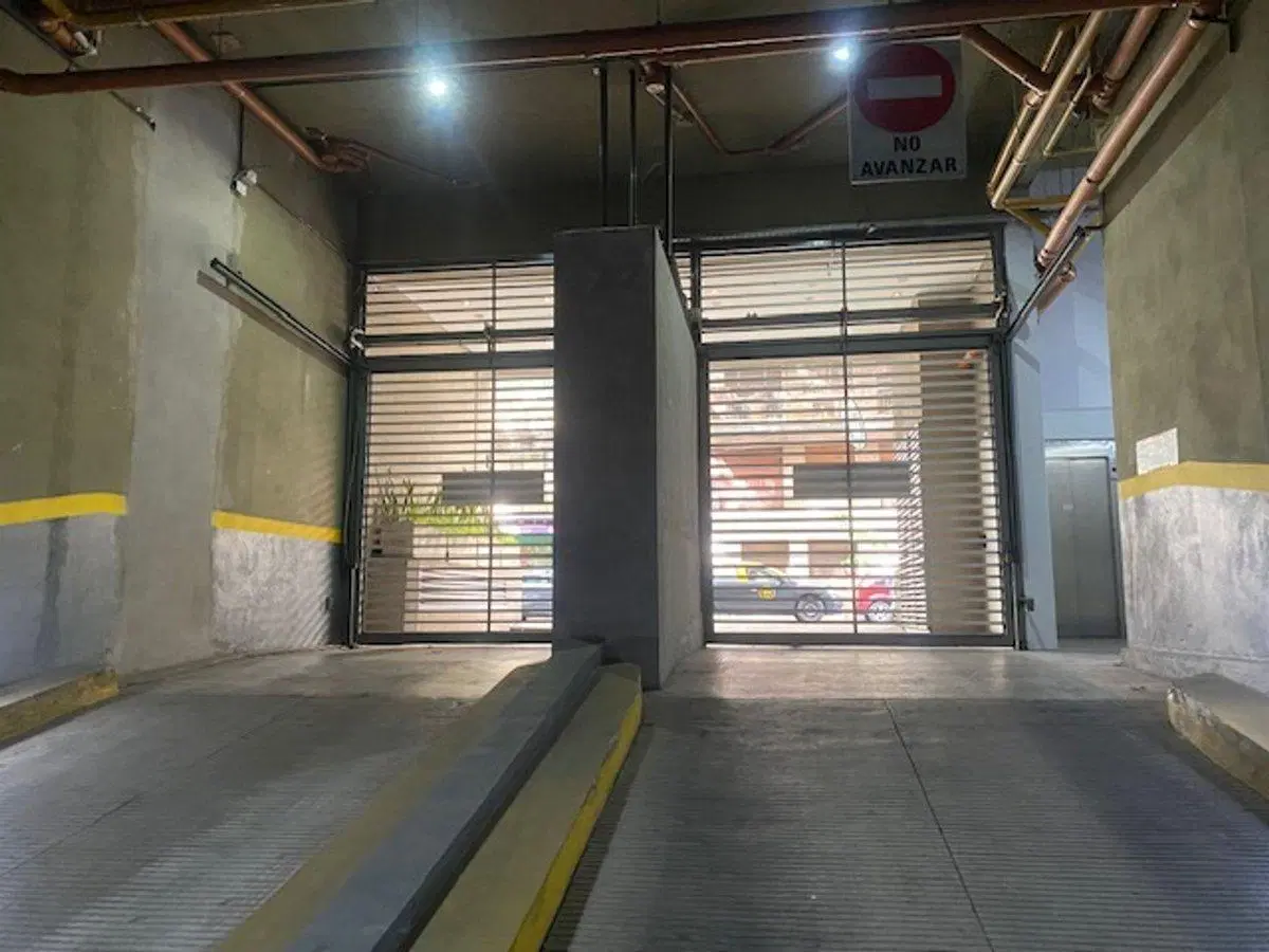 VENTA COCHERA PALERMO 2