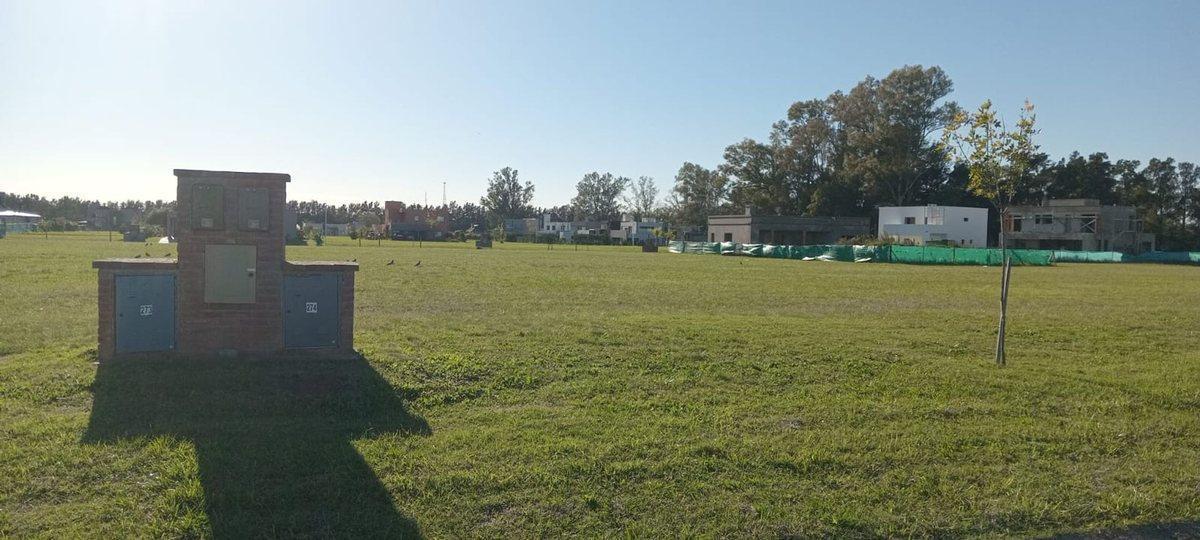 Foto de VENTA/PERMUTA LOTE 1017 M2 BARRIO MONET CARDALES, imagen 3