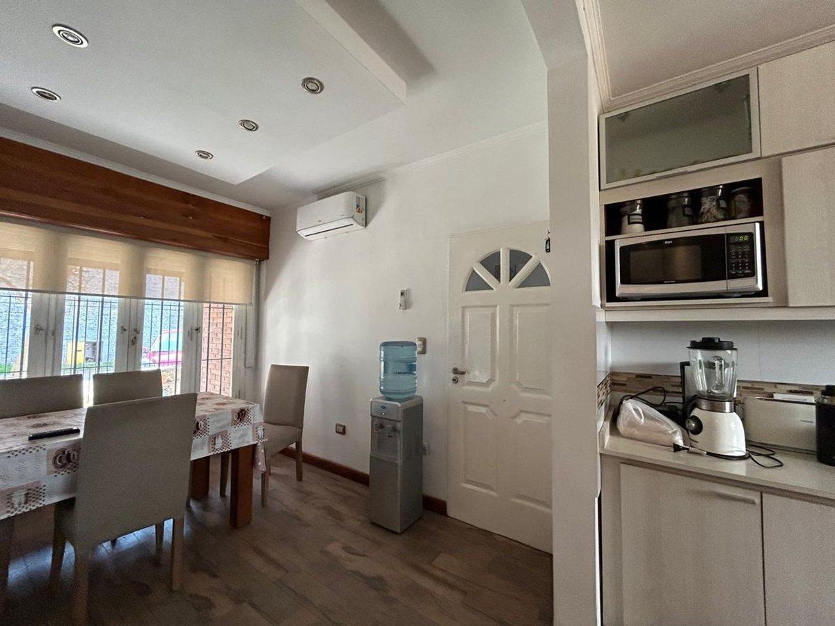 Foto de Moderna Casa con Cochera en Venta en Martínez, imagen 4
