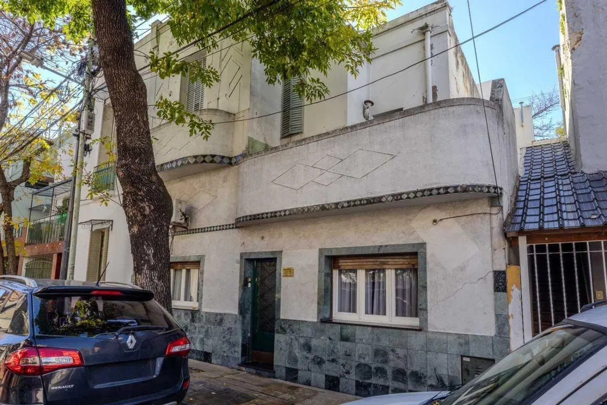 CASA en VENTA en PARQUE CHACABUCO, a RECICLAR 1