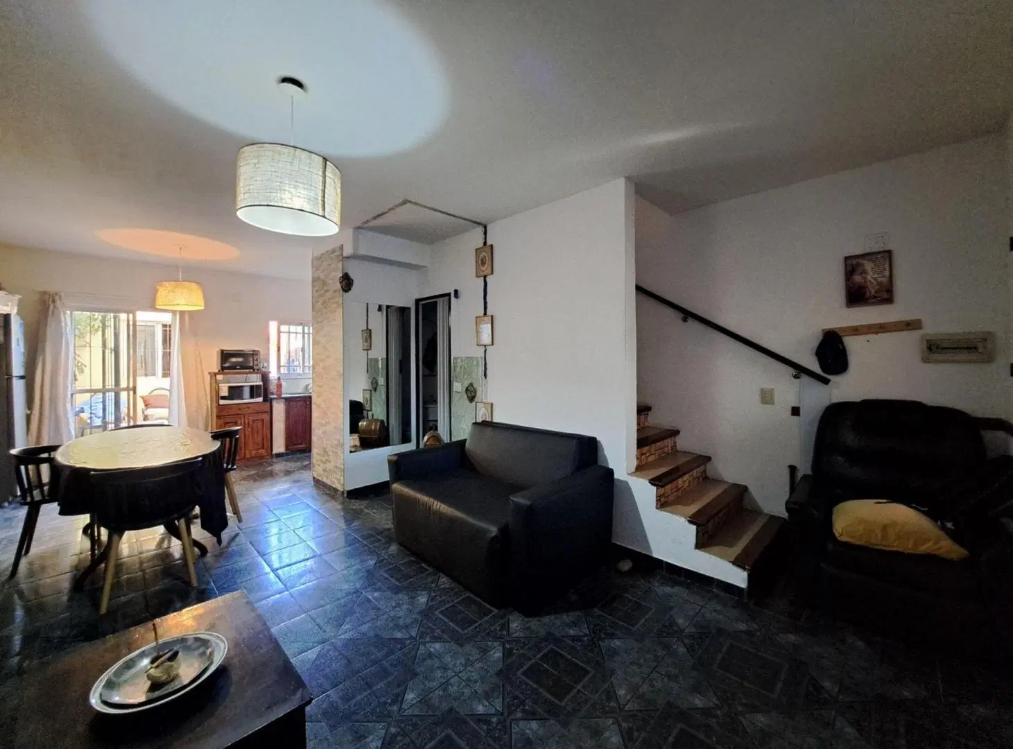 DUPLEX EN VENTA EN MORENO 2