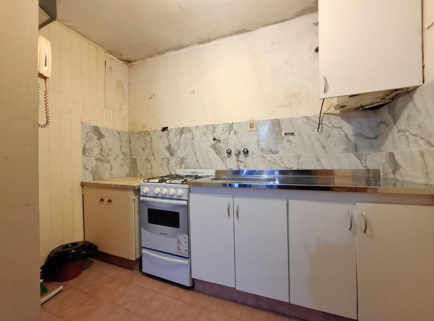 Foto de Departamento 2 Amb con lavadero Venta Ramos Mejía, imagen 3