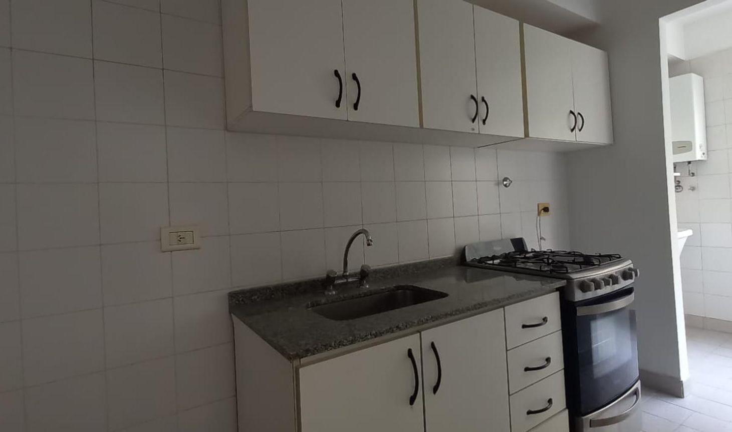 Foto de Alquiler Departamento 2 Amb. Cochera. Amenities, imagen 5