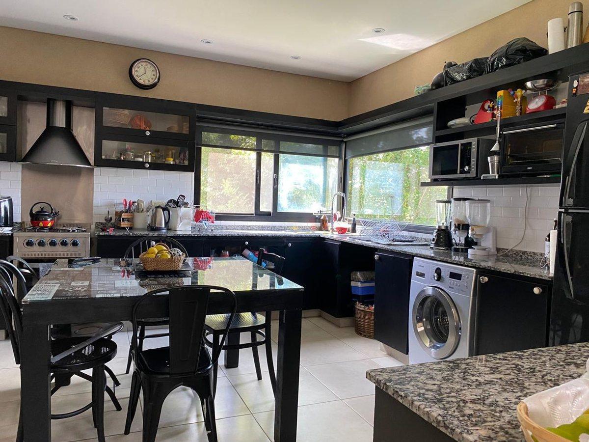 Foto de Venta casa 5 ambientes Barrio Santa Juana. Canning, imagen 4