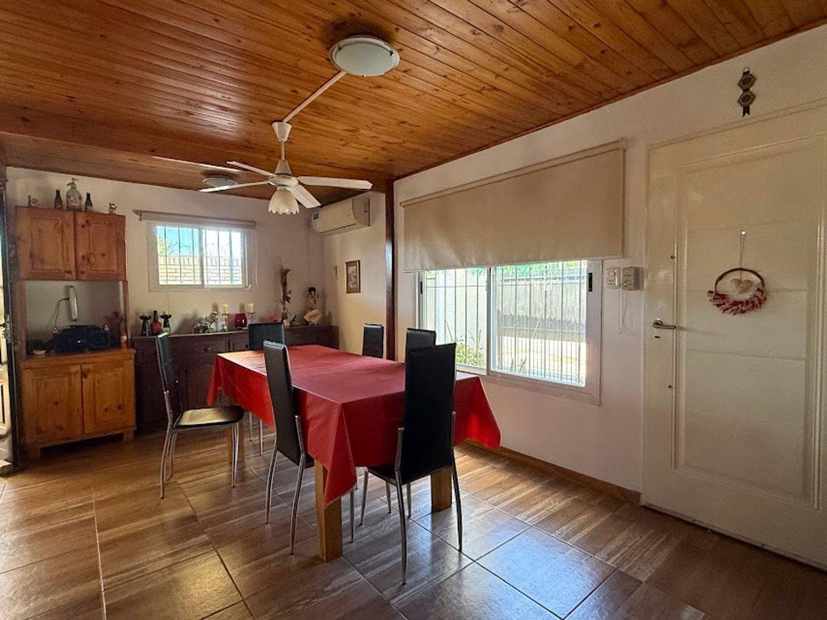 Foto de VENTA CASA CON PILETA, imagen 5