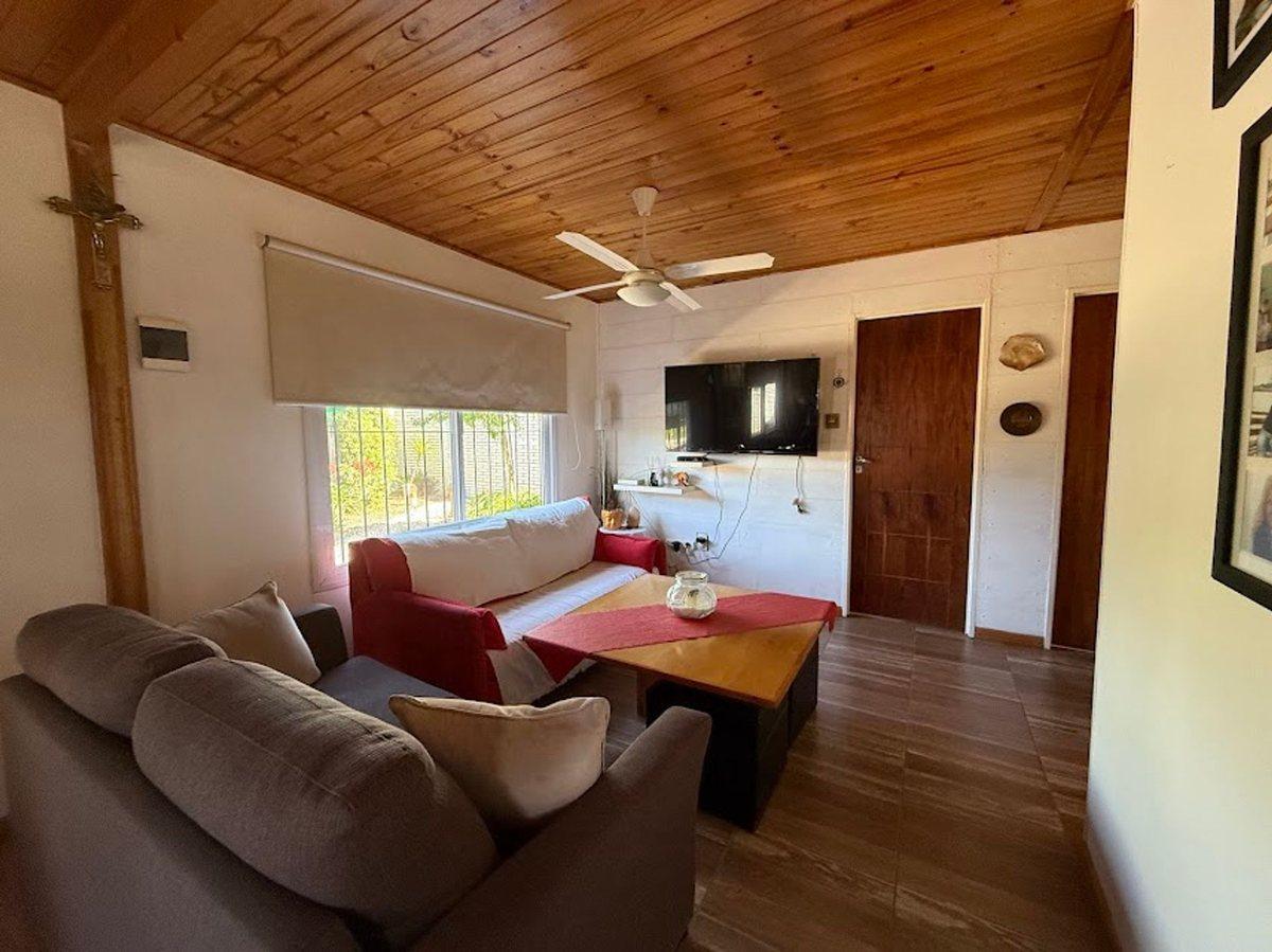 Foto de VENTA CASA CON PILETA, imagen 2