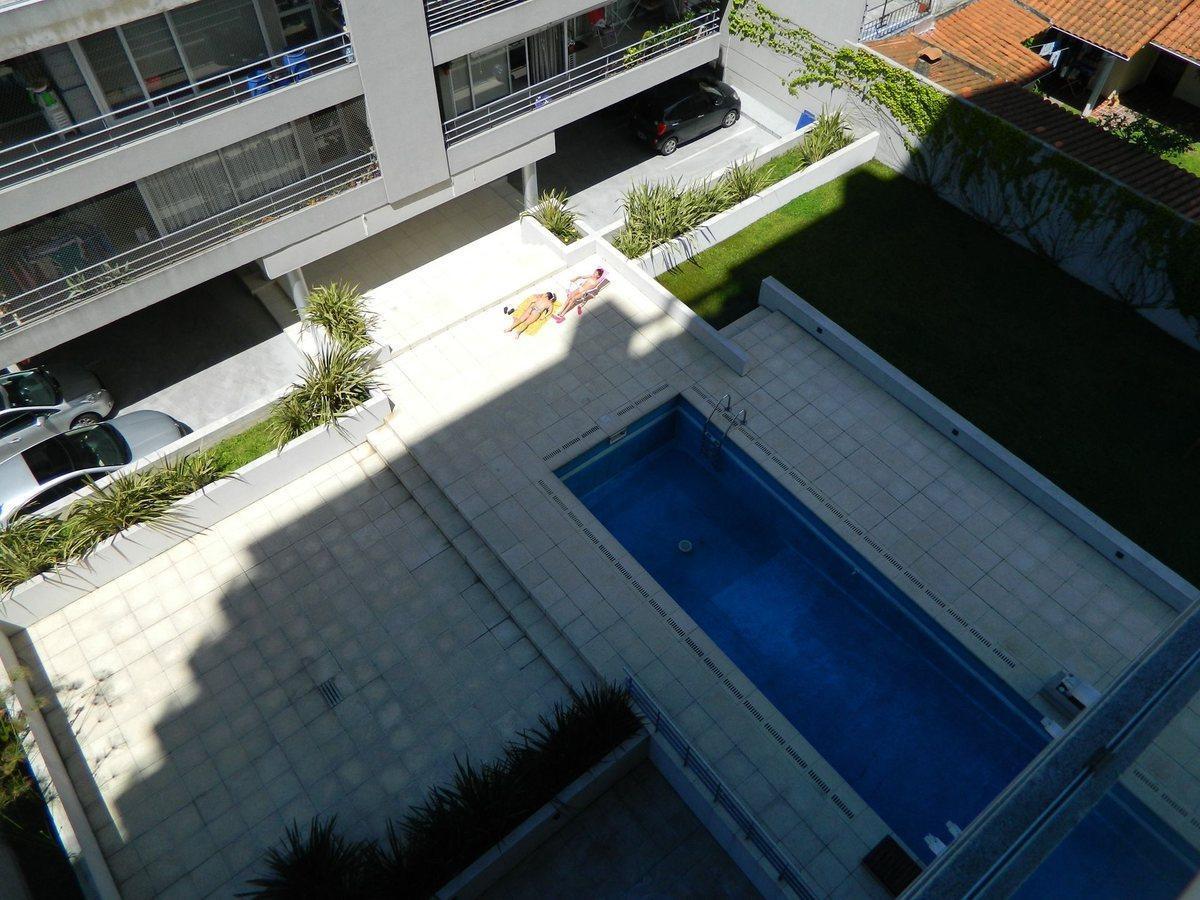 Foto de DOS AMBIENTES C/ COCHERA EN VENTA EN BECCAR, imagen 2