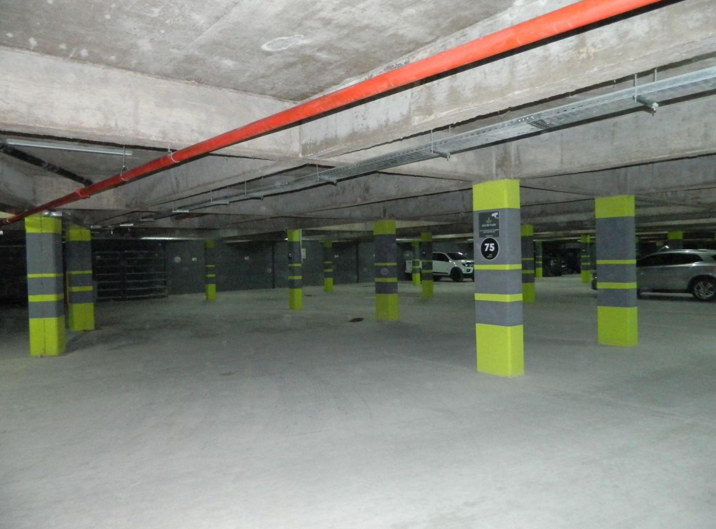 Foto de OFICINA EN VENTA * DISTRITO T * CON COCHERA, imagen 4