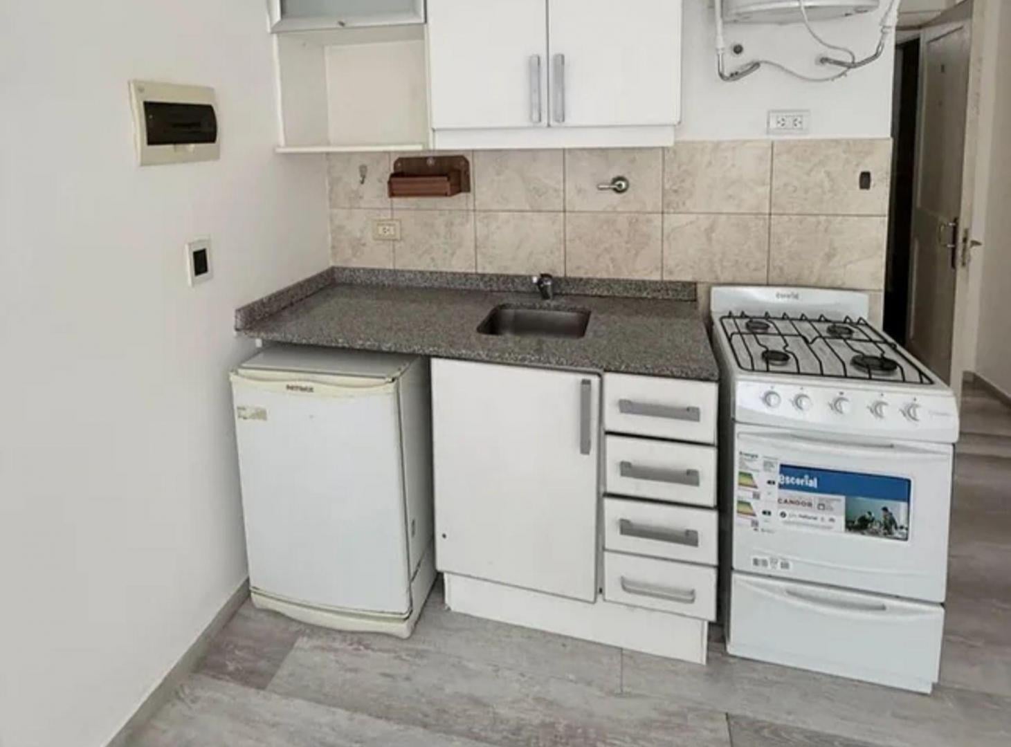 Foto de ALQUILER MONOAMBIENTE, CORAZON CABALLITO, imagen 2
