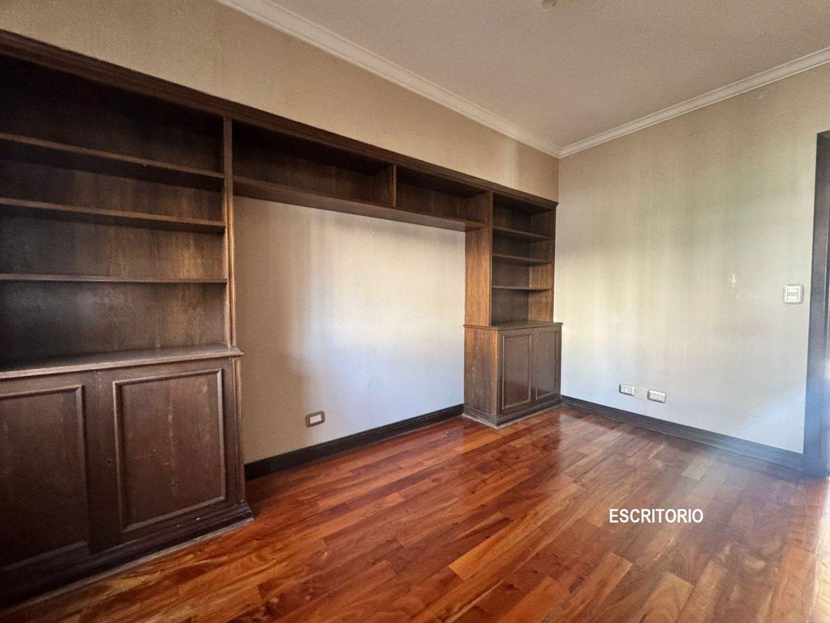Foto de VENTA CASA ACASSUSO 7 AMBIENTES JARDIN PILETA, imagen 2