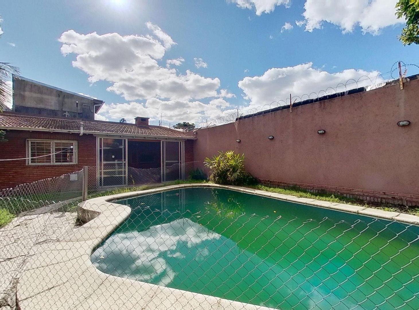 Foto de VENTA CASA 4 AMB MARTINEZ PILETA QUINCHO, imagen 3