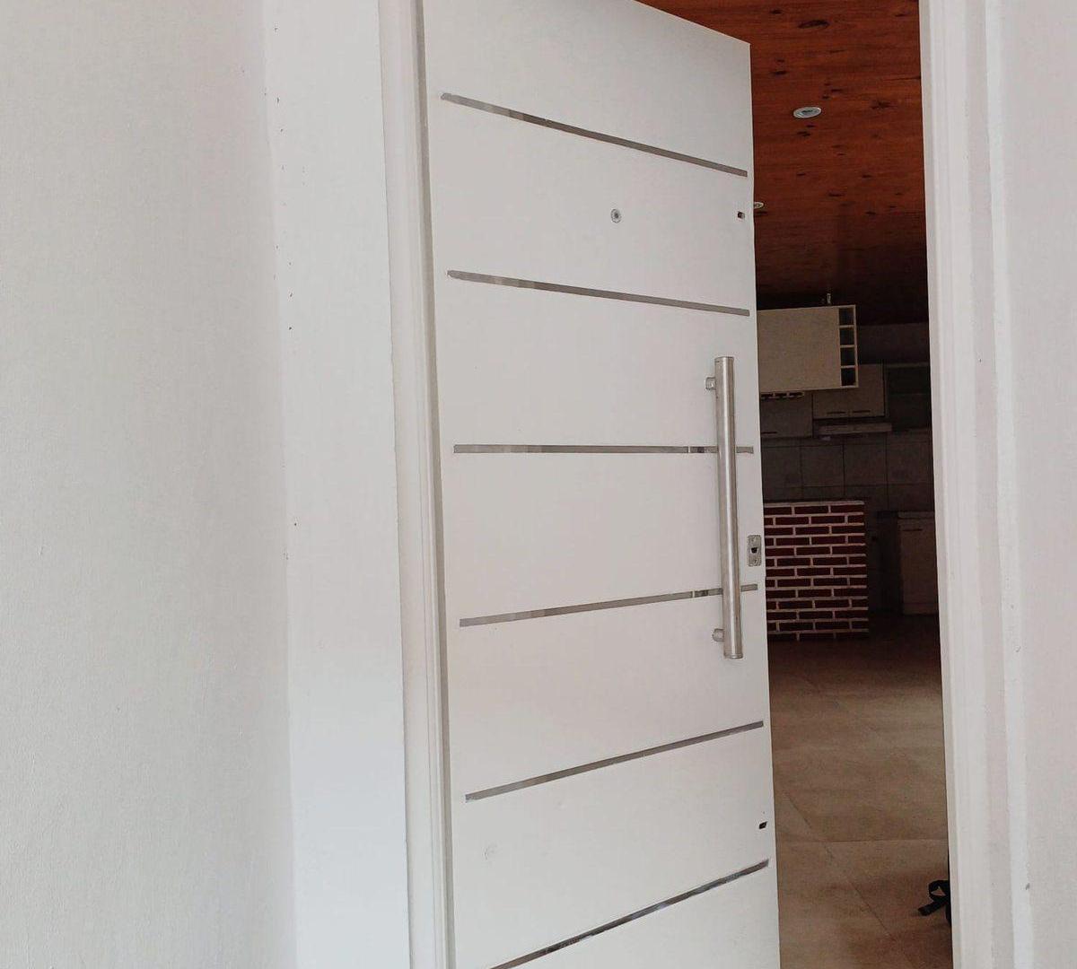 Foto de VENTA PH 4 Amb – Refaccionado, Sin Exp,V BALLESTER, imagen 2