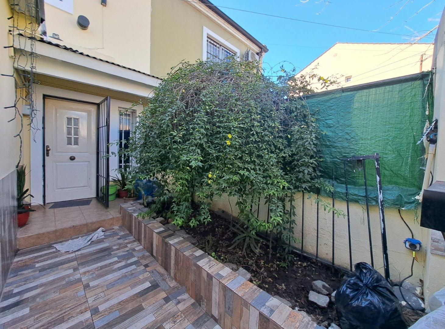 Foto de DUPLEX EN VENTA EN MORENO, imagen 1